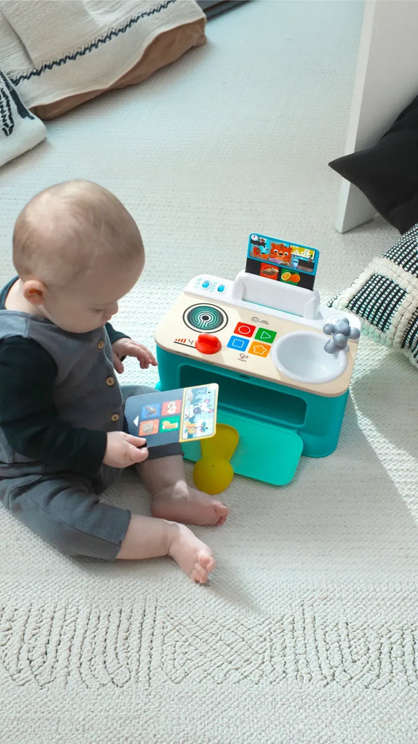 Foto de cliente com a Cozinha Magic Touch Hape