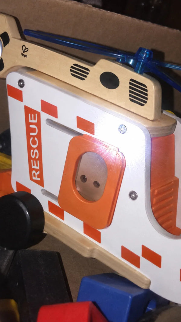 Helicóptero de Resgate Hape CLI4