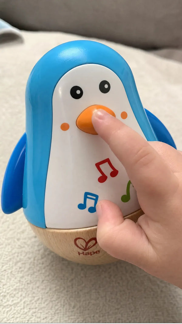 Pinguim Musical Sensorial Hape - foto de cliente 3