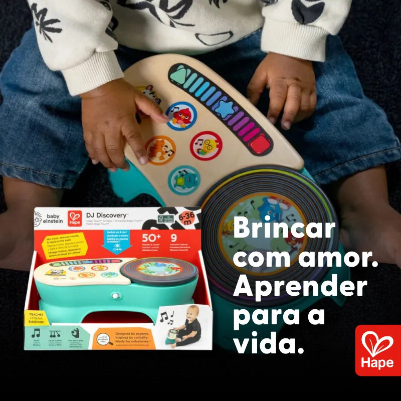 Mesa Toca-discos DJ Infantil Magic Touch de Madeira com Luzes | Hape
