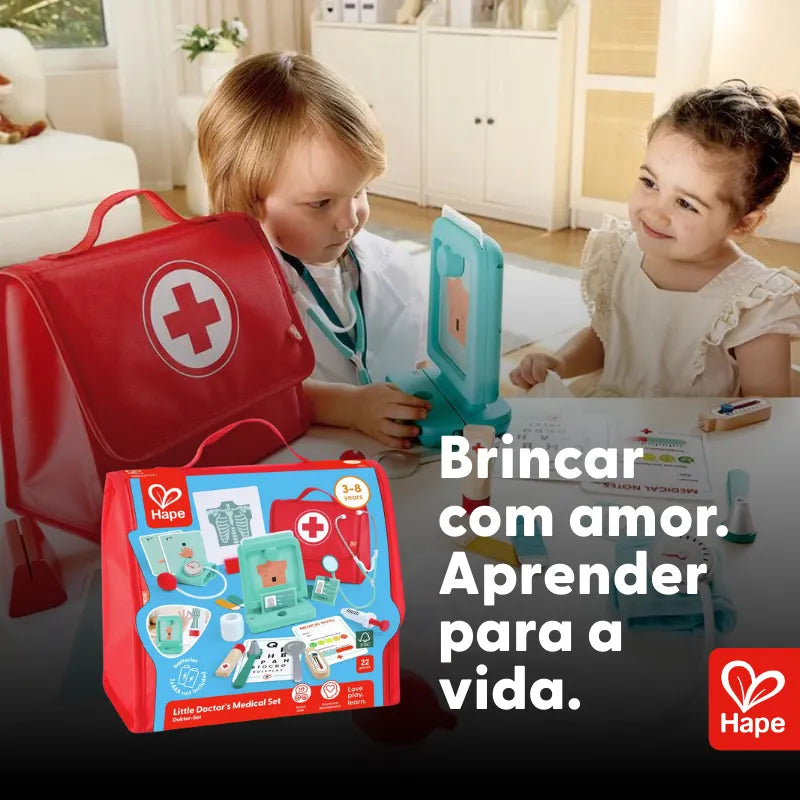 Kit de Médico Infantil de Madeira com Maleta 22 Peças | HAPE
