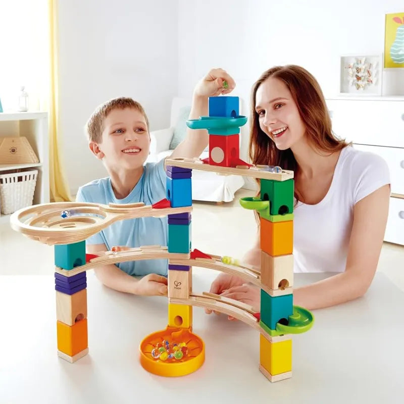Pista de Bolinha de Gude de Madeira Cliffhanger 94 Peças | HAPE