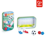 Futebol de Dedo Jogo de Mesa Infantil com Chuteiras e Gol de Metal | Hape