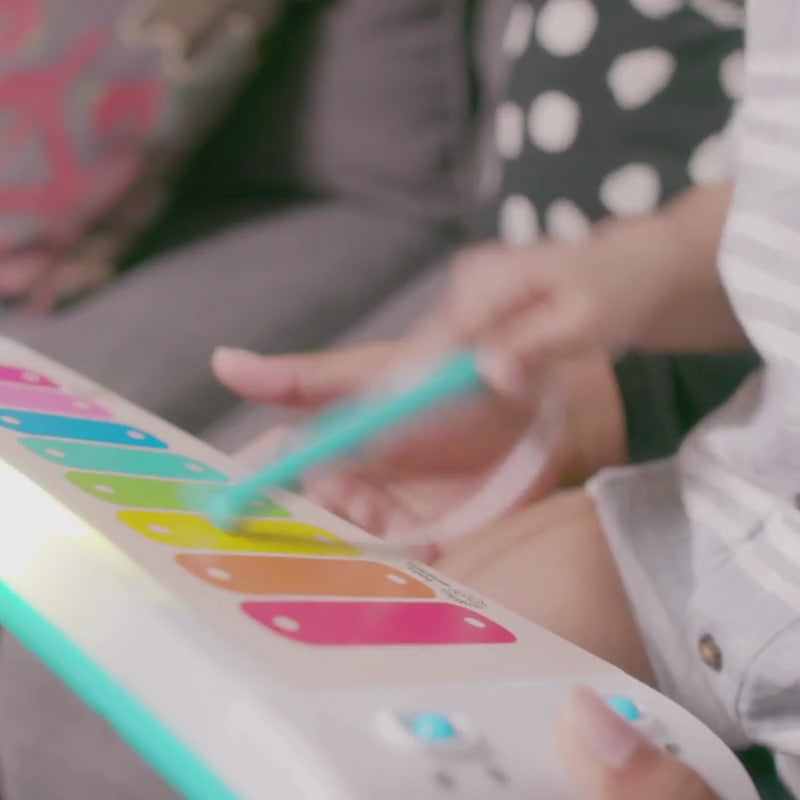 Xilofone Sensorial de Madeira Brinquedo Premium com Tecnologia Magic Touch e Luzes – Hape